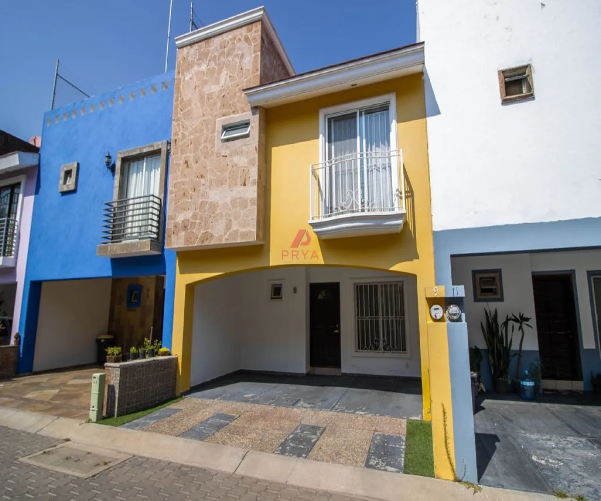 Casa En Venta,Real de Valdepeñas,Calle Rinconada del Camichín 2215, Zapopan, Jalisco 45134, 3 Habitaciones,2 Baños,Calle Rinconada del Camichín,2,pO6Bioy