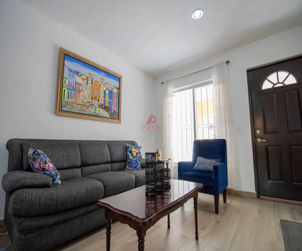Casa En Venta,Real de Valdepeñas,Calle Rinconada del Camichín 2215, Zapopan, Jalisco 45134, 3 Habitaciones,2 Baños,Calle Rinconada del Camichín,2,pO6Bioy