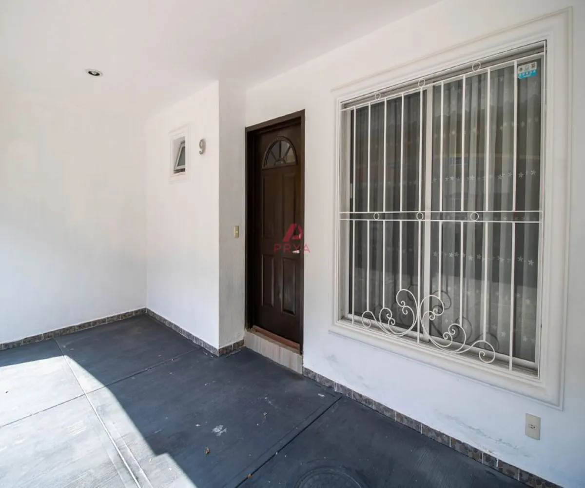 Casa En Venta,Real de Valdepeñas,Calle Rinconada del Camichín 2215, Zapopan, Jalisco 45134, 3 Habitaciones,2 Baños,Calle Rinconada del Camichín,2,pO6Bioy