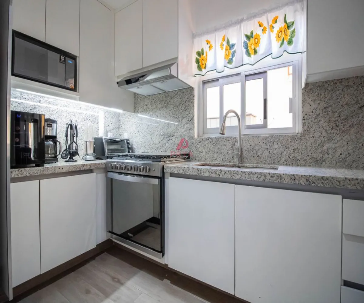 Casa En Venta,Real de Valdepeñas,Calle Rinconada del Camichín 2215, Zapopan, Jalisco 45134, 3 Habitaciones,2 Baños,Calle Rinconada del Camichín,2,pO6Bioy