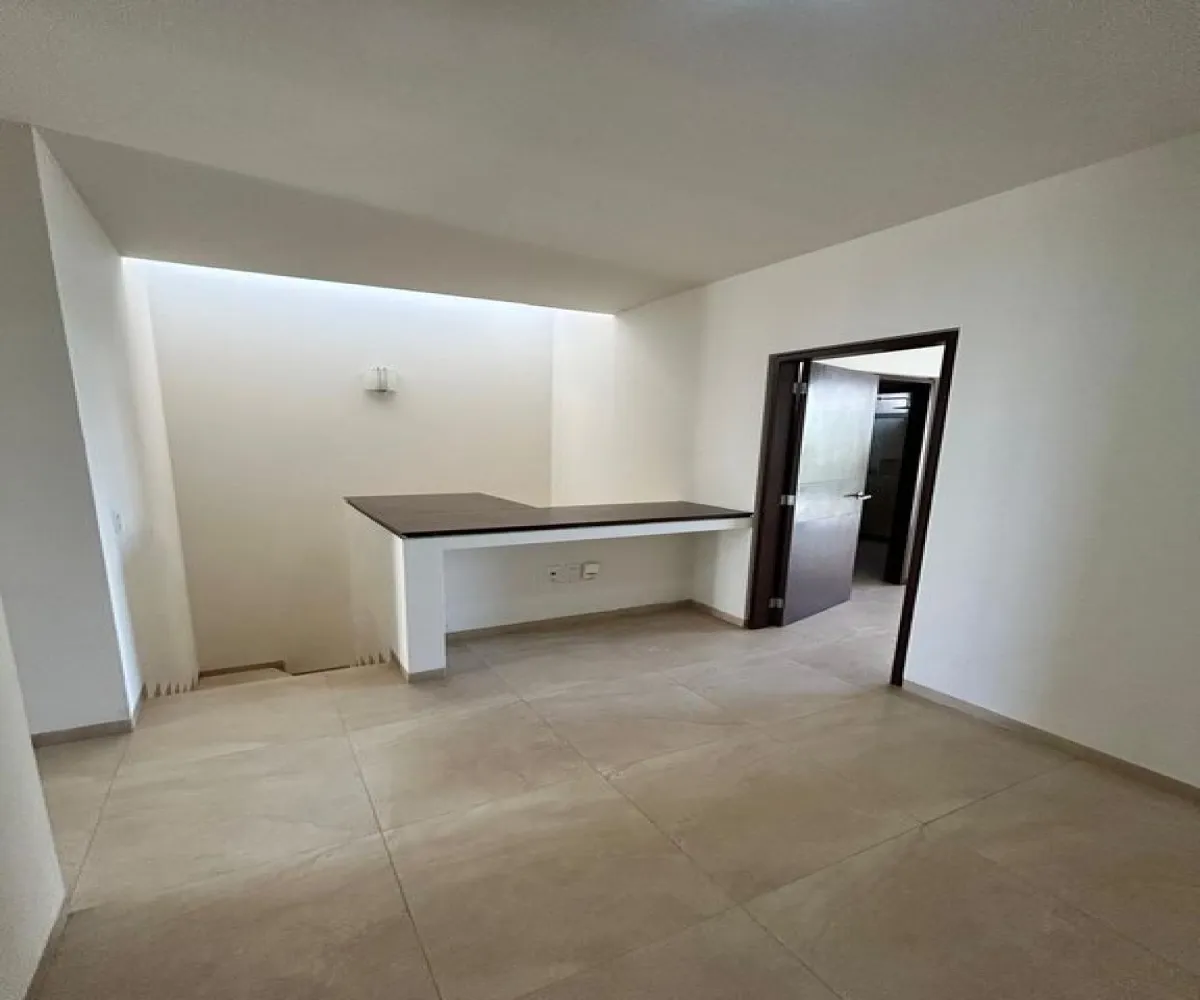 Casa En Venta,Zona Real,Avenida Paseo de La Luna 1150, Zapopan, Jalisco 45019, 2 Habitaciones,2 Baños,Avenida Paseo de La Luna,1,pK2pf98