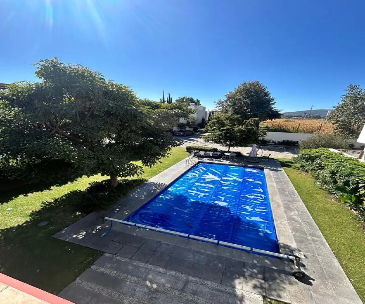 Casa En Venta,Zona Real,Avenida Paseo de La Luna 1150, Zapopan, Jalisco 45019, 2 Habitaciones,2 Baños,Avenida Paseo de La Luna,1,pK2pf98