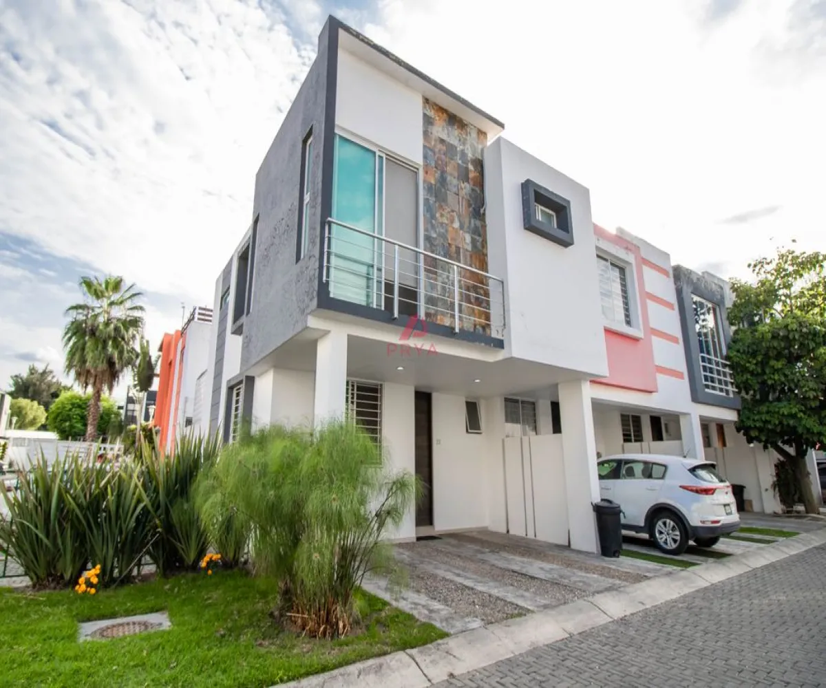 Casa En Venta,Jardines del Valle,Libramiento Carretera a la Base Aérea 6170, Zapopan, Jalisco 45136, 3 Habitaciones,2 Baños,Libramiento Carretera a la Base Aérea,1,p16u5qi