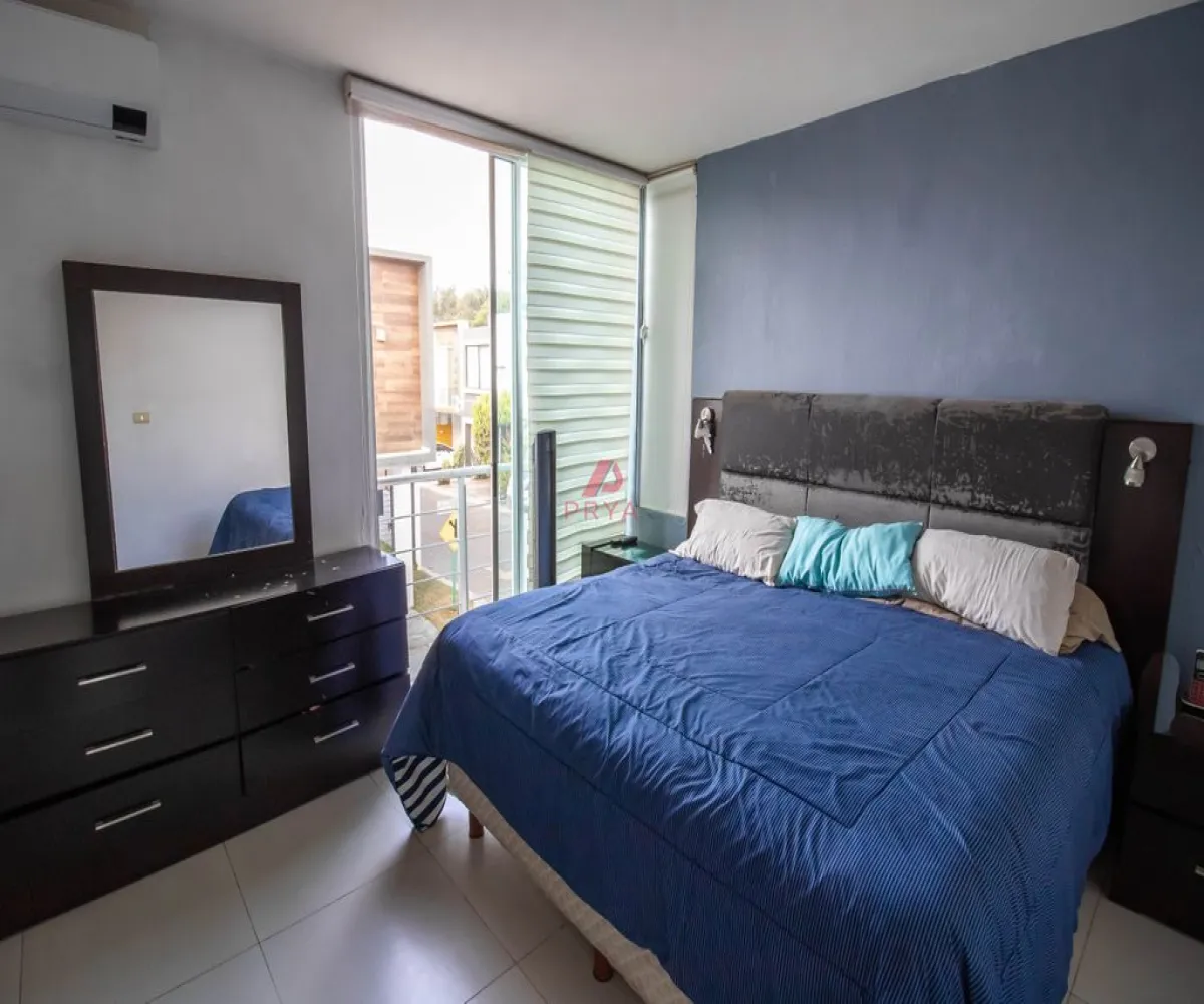 Casa En Venta,Jardines del Valle,Libramiento Carretera a la Base Aérea 6170, Zapopan, Jalisco 45136, 3 Habitaciones,2 Baños,Libramiento Carretera a la Base Aérea,1,p16u5qi