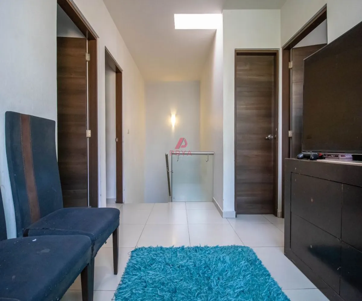 Casa En Venta,Jardines del Valle,Libramiento Carretera a la Base Aérea 6170, Zapopan, Jalisco 45136, 3 Habitaciones,2 Baños,Libramiento Carretera a la Base Aérea,1,p16u5qi