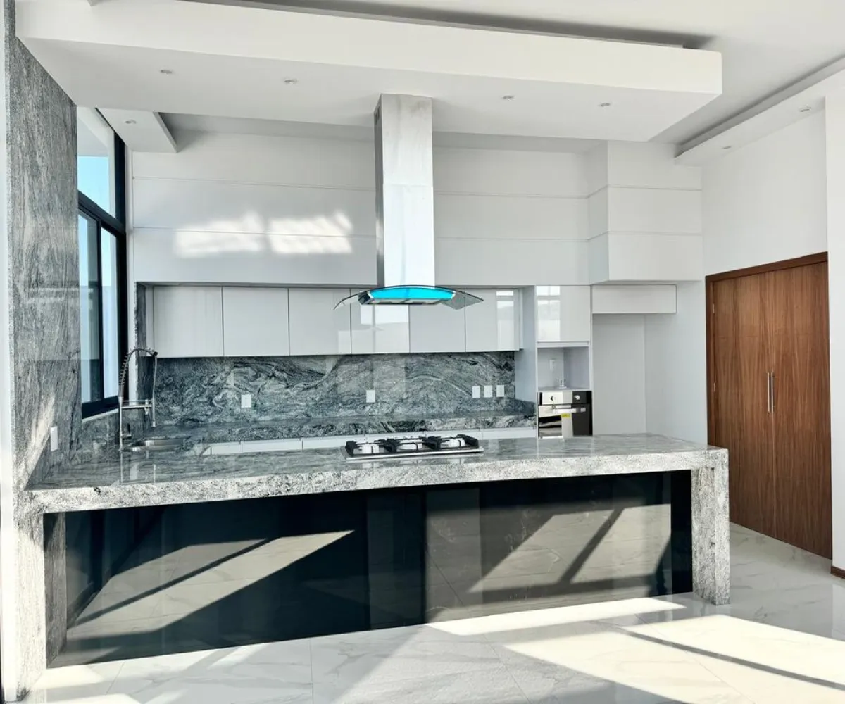 Casa En Venta,Bosques Vallarta,PARQUES VALLARTA S/N, Zapopan, Jalisco 45134, 1 Cuarto,1 Baño,PARQUES VALLARTA ,1,ptNuxnb