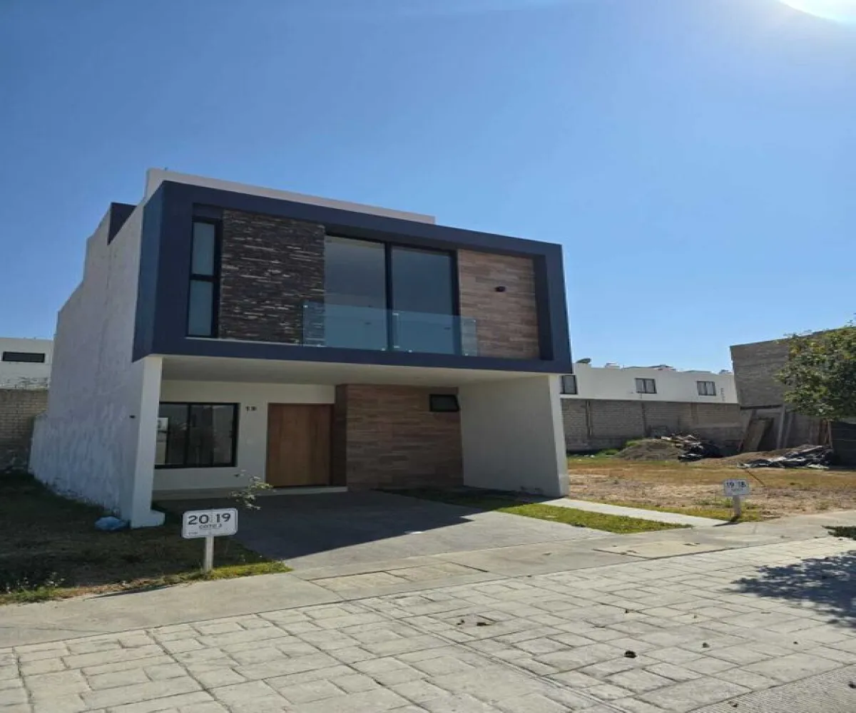 Casa En Venta,VALLE IMPERIAL,Alva Residencial #Coto 3 S/N, Zapopan, Jalisco 45134, 3 Habitaciones,2 Baños,Alva Residencial #Coto 3,2,pUEYlQU Casa En Venta,VALLE IMPERIAL,Alva Residencial #Coto 3 S/N, Zapopan, Jalisco 45134, 3 Habitaciones,2 Baños,Alva Residencial #Coto 3,2,pUEYlQU