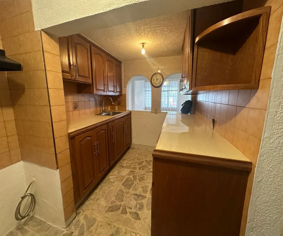 Casa En Venta,Santa Elena Alcalde,Calle Irene Robledo Garcia 873, Guadalajara, Jalisco 44220, 4 Habitaciones,2 Baños,Calle Irene Robledo Garcia,3,pm8d25i Casa En Venta,Santa Elena Alcalde,Calle Irene Robledo Garcia 873, Guadalajara, Jalisco 44220, 4 Habitaciones,2 Baños,Calle Irene Robledo Garcia,3,pm8d25i