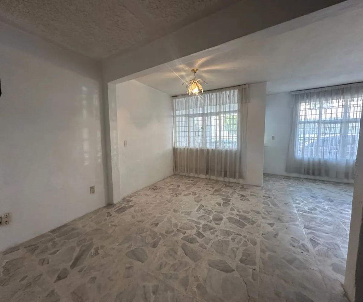 Casa En Venta,Santa Elena Alcalde,Calle Irene Robledo Garcia 873, Guadalajara, Jalisco 44220, 4 Habitaciones,2 Baños,Calle Irene Robledo Garcia,3,pm8d25i Casa En Venta,Santa Elena Alcalde,Calle Irene Robledo Garcia 873, Guadalajara, Jalisco 44220, 4 Habitaciones,2 Baños,Calle Irene Robledo Garcia,3,pm8d25i