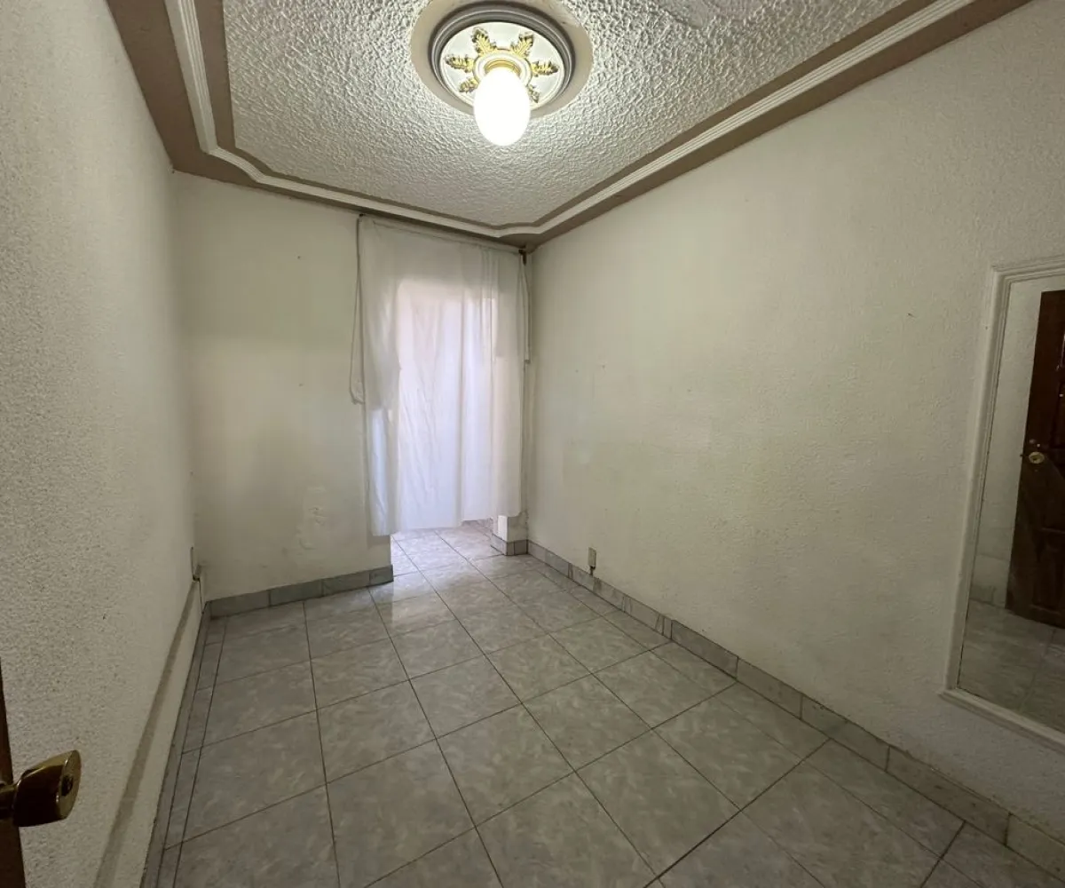Casa En Venta,Santa Elena Alcalde,Calle Irene Robledo Garcia 873, Guadalajara, Jalisco 44220, 4 Habitaciones,2 Baños,Calle Irene Robledo Garcia,3,pm8d25i Casa En Venta,Santa Elena Alcalde,Calle Irene Robledo Garcia 873, Guadalajara, Jalisco 44220, 4 Habitaciones,2 Baños,Calle Irene Robledo Garcia,3,pm8d25i