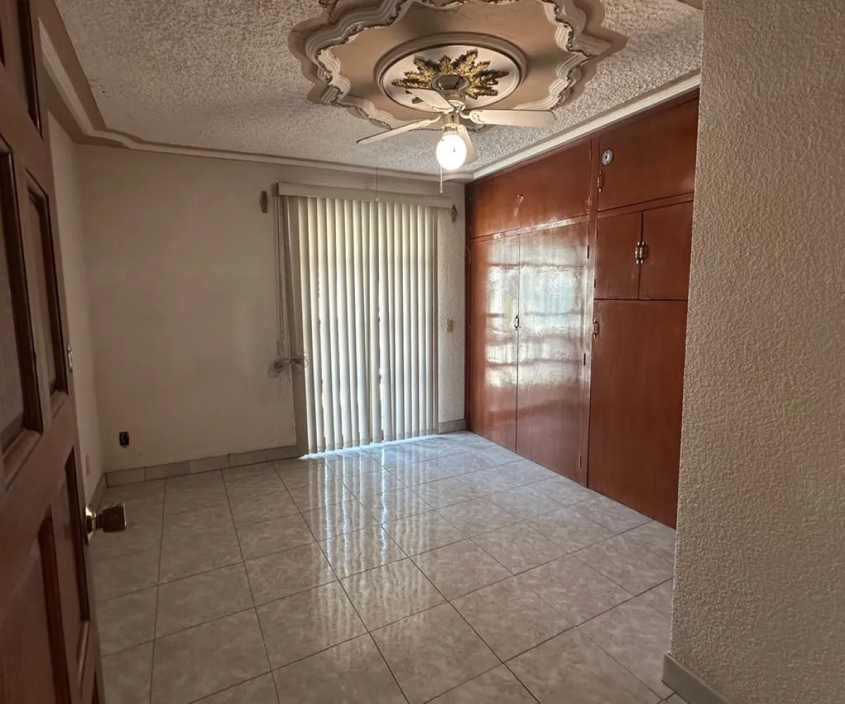 Casa En Venta,Santa Elena Alcalde,Calle Irene Robledo Garcia 873, Guadalajara, Jalisco 44220, 4 Habitaciones,2 Baños,Calle Irene Robledo Garcia,3,pm8d25i Casa En Venta,Santa Elena Alcalde,Calle Irene Robledo Garcia 873, Guadalajara, Jalisco 44220, 4 Habitaciones,2 Baños,Calle Irene Robledo Garcia,3,pm8d25i