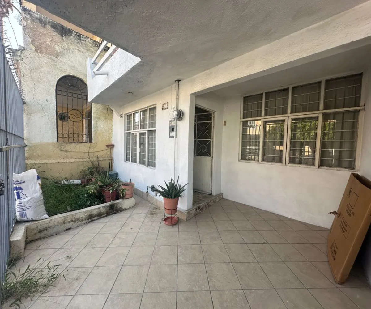Casa En Venta,Santa Elena Alcalde,Calle Irene Robledo Garcia 873, Guadalajara, Jalisco 44220, 4 Habitaciones,2 Baños,Calle Irene Robledo Garcia,3,pm8d25i Casa En Venta,Santa Elena Alcalde,Calle Irene Robledo Garcia 873, Guadalajara, Jalisco 44220, 4 Habitaciones,2 Baños,Calle Irene Robledo Garcia,3,pm8d25i