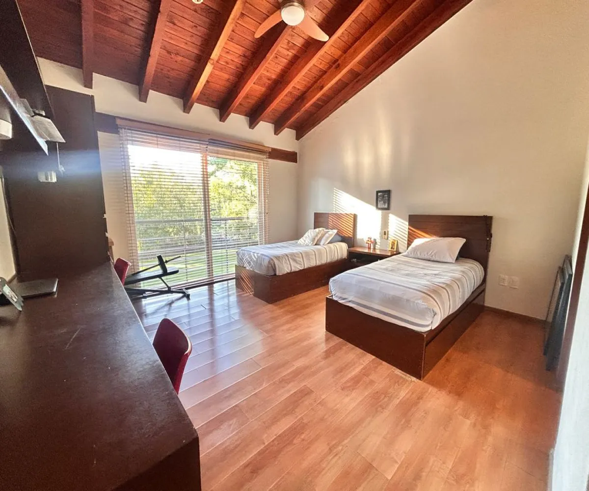 Casa En Venta,Privada de los Manantiales 25, Zapopan, Jalisco 45180, 3 Habitaciones,3 Baños,Privada de los Manantiales,2,pXZfy3k Casa En Venta,Privada de los Manantiales 25, Zapopan, Jalisco 45180, 3 Habitaciones,3 Baños,Privada de los Manantiales,2,pXZfy3k
