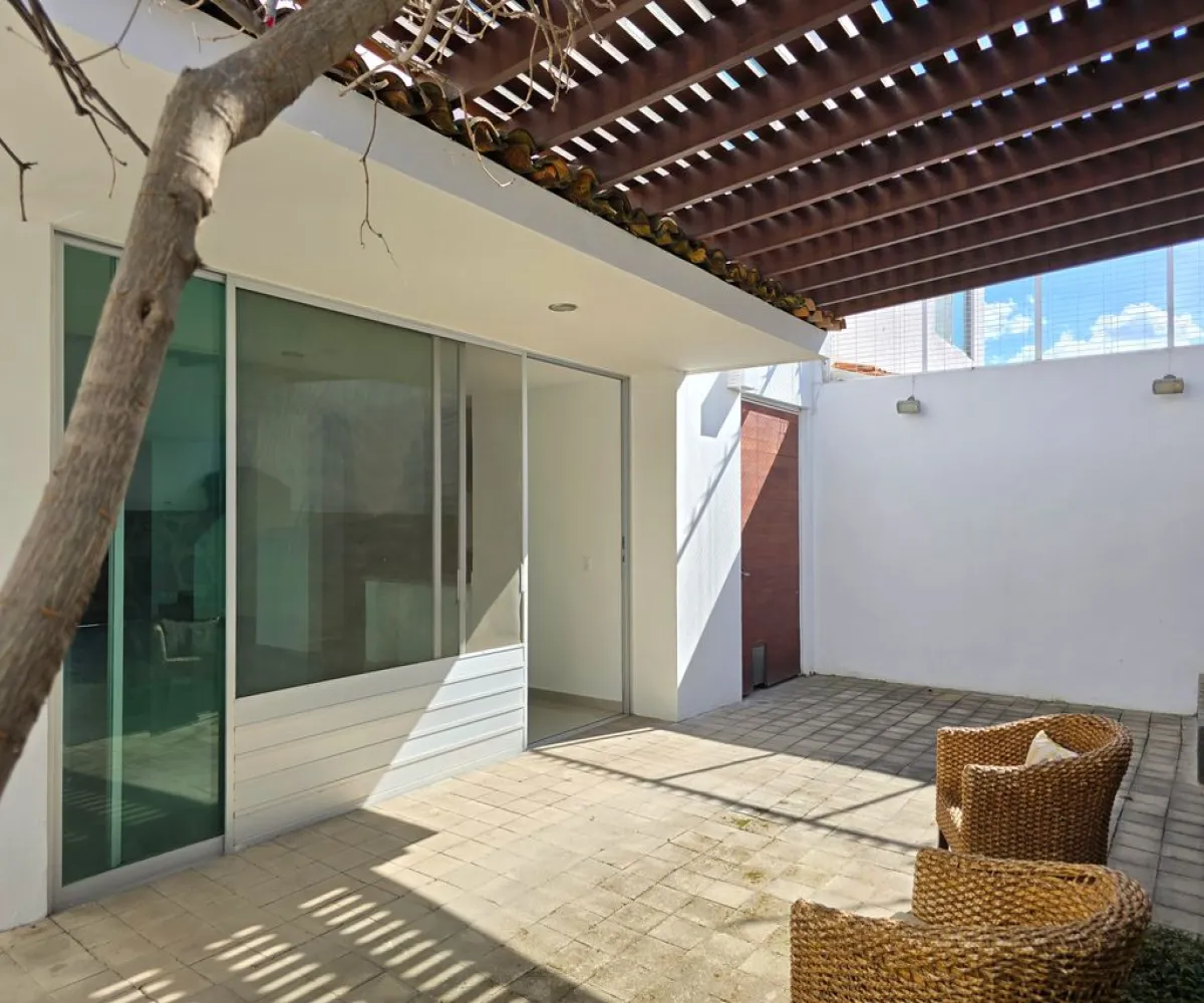 Casa En Venta,Casa Fuerte,Paseo la Ciudadela 19, Tlajomulco de Zúñiga, Jalisco 45645, 3 Habitaciones,2 Baños,Paseo la Ciudadela,2,pZlOLCm Casa En Venta,Casa Fuerte,Paseo la Ciudadela 19, Tlajomulco de Zúñiga, Jalisco 45645, 3 Habitaciones,2 Baños,Paseo la Ciudadela,2,pZlOLCm