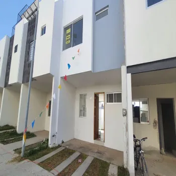 Casa En Venta,Nuevo México,Cuarta Poniente 500, Zapopan, Jalisco 45138, 3 Habitaciones,2 Baños,Cuarta Poniente,1,p65exEt