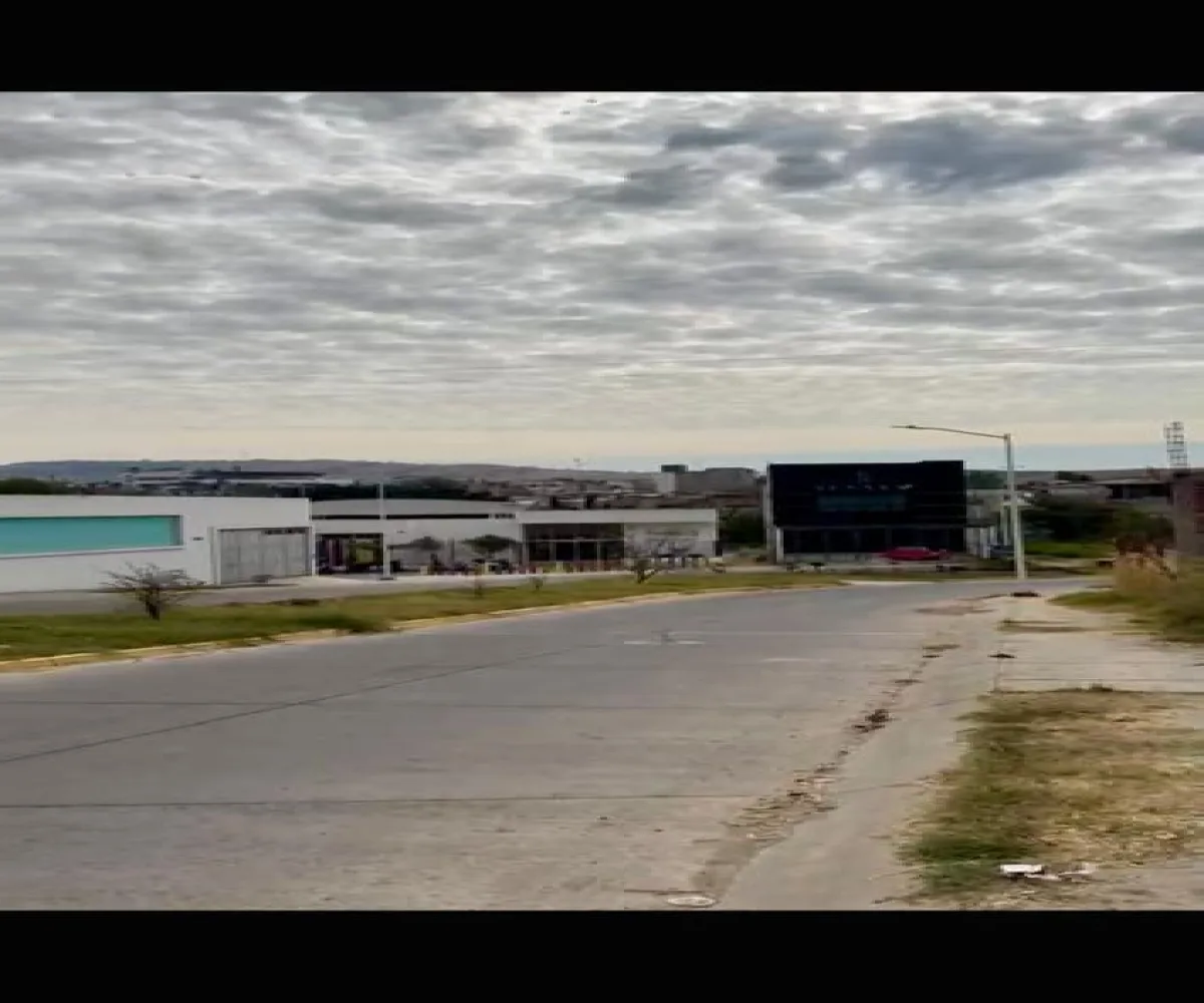 Terreno En Venta,Sagrado Corazón,Avenida Pedro García Salcedo 7, Zapotlanejo, Jalisco 45430,Avenida Pedro García Salcedo,pNnI1Zy Terreno En Venta,Sagrado Corazón,Avenida Pedro García Salcedo 7, Zapotlanejo, Jalisco 45430,Avenida Pedro García Salcedo,pNnI1Zy