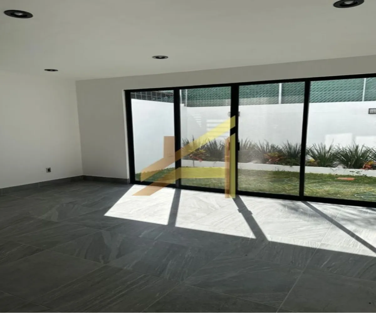 Casa En Venta,La rua,Prolongación 5 de Mayo 580, Tlajomulco de Zúñiga, Jalisco 45640, 3 Habitaciones,2 Baños,Prolongación 5 de Mayo,8,pDqn8Nv