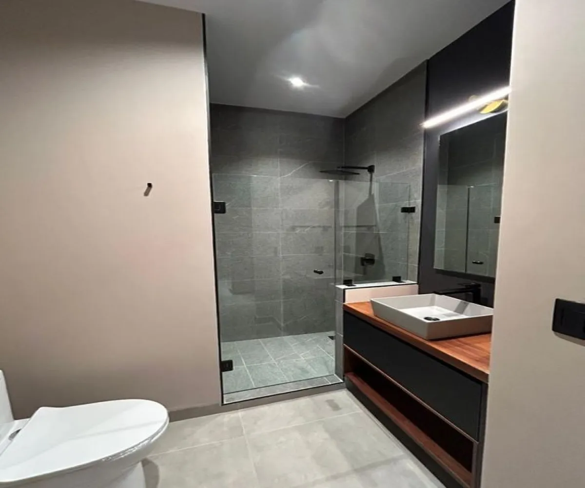 Departamento En Venta,Americana,Avenida de la Paz S/N, Guadalajara, Jalisco 44160, 2 Habitaciones,1 Baño,Avenida de la Paz,11,peeisMf