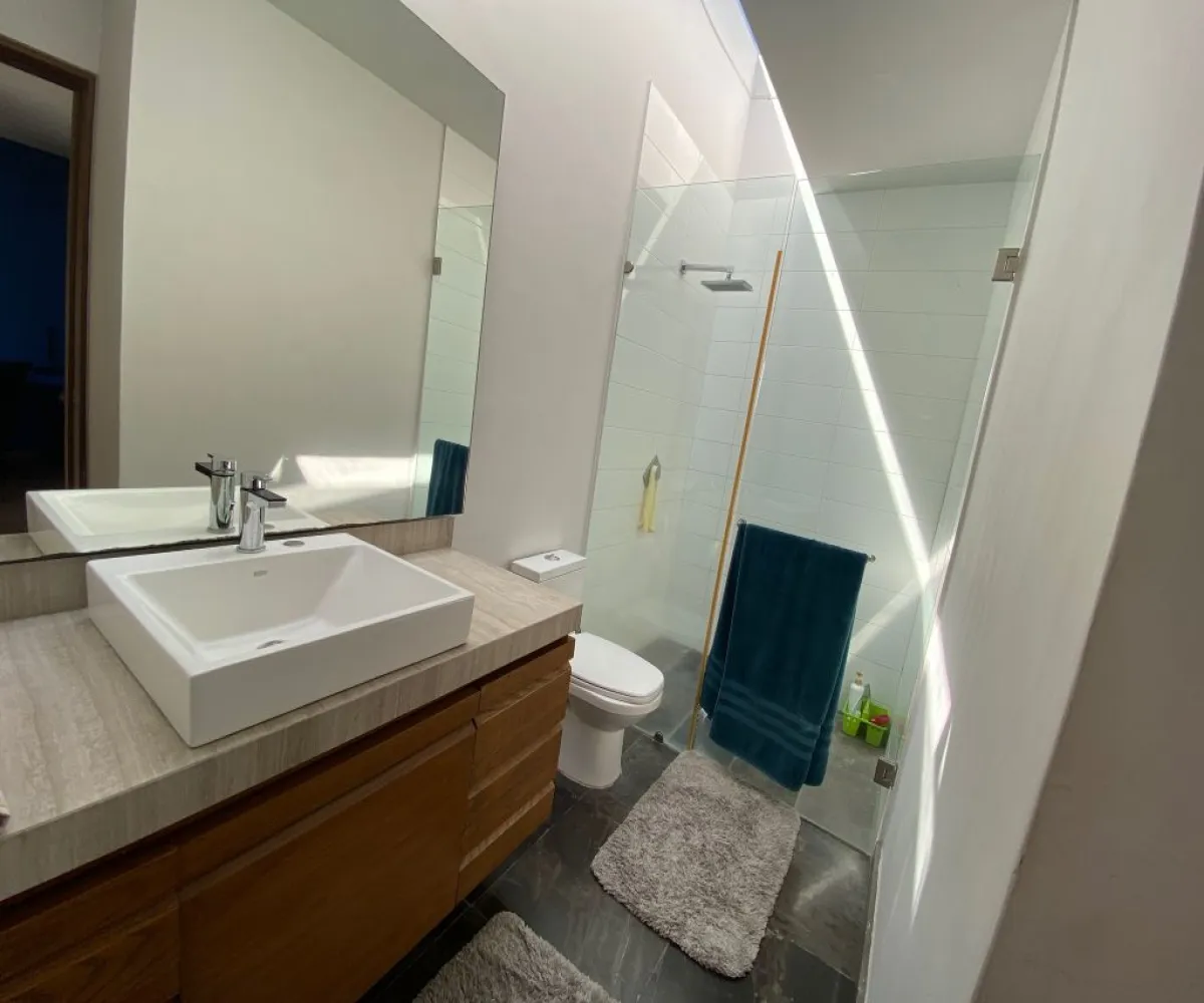 Casa En Venta,Valle Real,Avenida General Ramón Corona 2748 7K, Zapopan, Jalisco 45134, 3 Habitaciones,5 Baños,Avenida General Ramón Corona,1,pr0GWbY