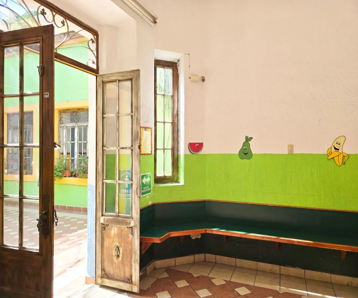 Casa En Renta,Centro,Calle Hospital 768, Guadalajara, Jalisco 44100,Calle Hospital,1,pkE2sSD Casa En Renta,Centro,Calle Hospital 768, Guadalajara, Jalisco 44100,Calle Hospital,1,pkE2sSD