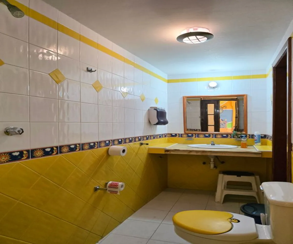 Casa En Renta,Centro,Calle Hospital 768, Guadalajara, Jalisco 44100,Calle Hospital,1,pkE2sSD Casa En Renta,Centro,Calle Hospital 768, Guadalajara, Jalisco 44100,Calle Hospital,1,pkE2sSD