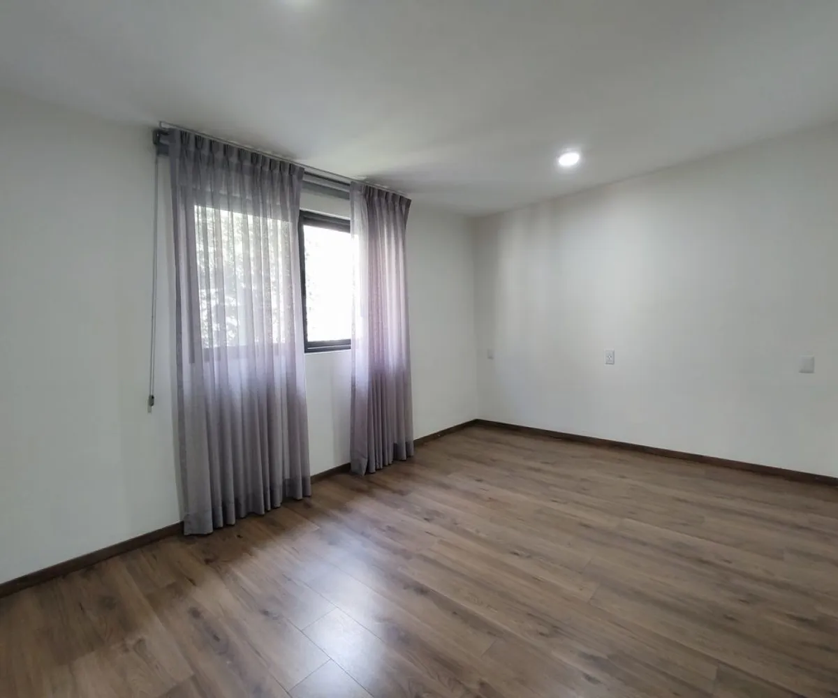 Casa En Venta,Bosques de Santa Anita,Circuito Lomas Altas 7d, Tlajomulco de Zúñiga, Jalisco 45640, 4 Habitaciones,4 Baños,Circuito Lomas Altas,2,pe6HpRP