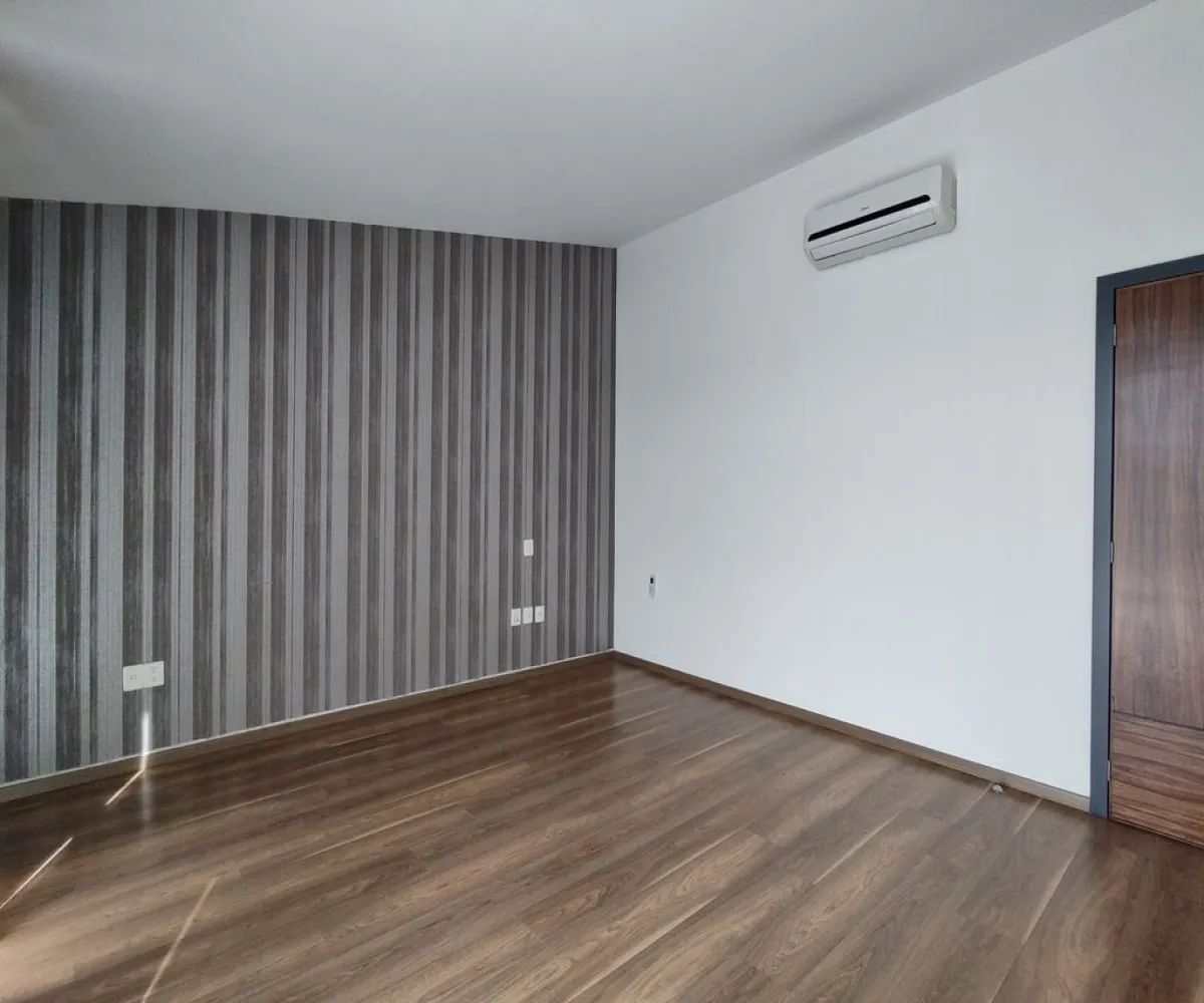 Casa En Venta,Bosques de Santa Anita,Circuito Lomas Altas 7d, Tlajomulco de Zúñiga, Jalisco 45640, 4 Habitaciones,4 Baños,Circuito Lomas Altas,2,pe6HpRP