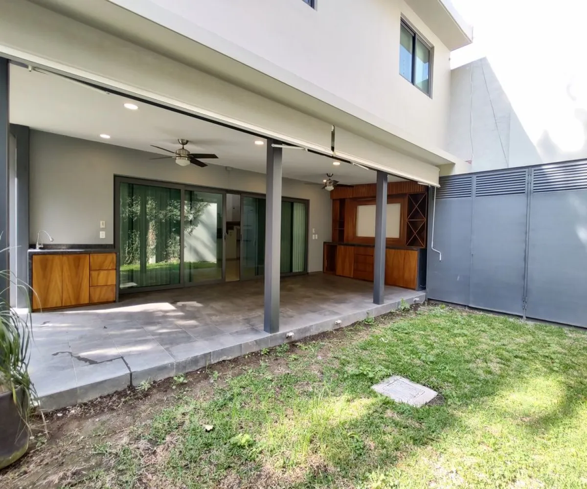 Casa En Venta,Bosques de Santa Anita,Circuito Lomas Altas 7d, Tlajomulco de Zúñiga, Jalisco 45640, 4 Habitaciones,4 Baños,Circuito Lomas Altas,2,pe6HpRP