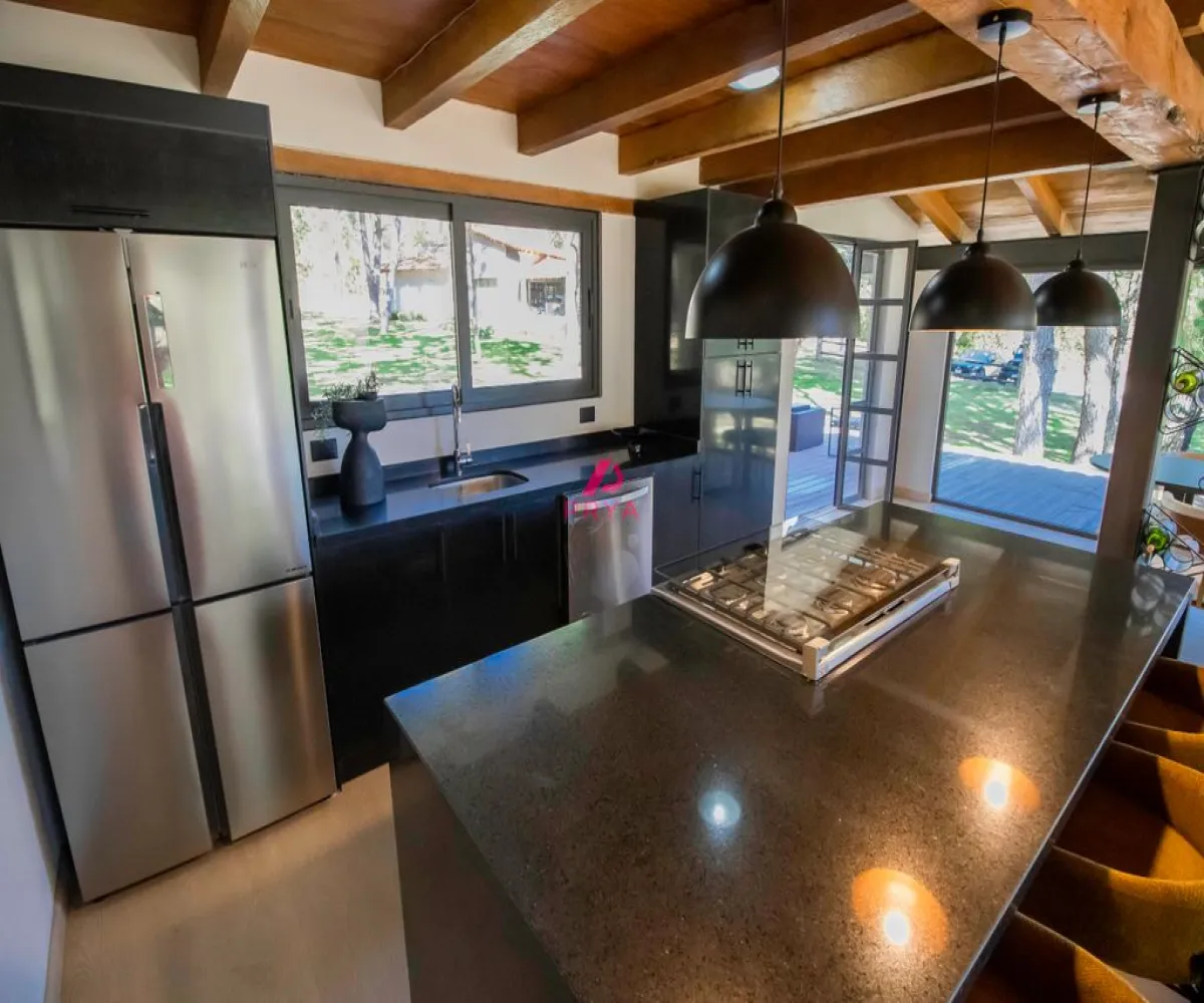 En Venta,Tapalpa ,Camino Rincón de los Pastores km #4.5, Tapalpa, Jalisco 49355, 2 Habitaciones,2 Baños,Camino Rincón de los Pastores,1,pfOBoYU En Venta,Tapalpa ,Camino Rincón de los Pastores km #4.5, Tapalpa, Jalisco 49355, 2 Habitaciones,2 Baños,Camino Rincón de los Pastores,1,pfOBoYU