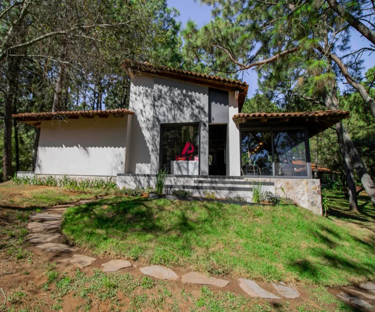 En Venta,Tapalpa ,Camino Rincón de los Pastores km #4.5, Tapalpa, Jalisco 49355, 2 Habitaciones,2 Baños,Camino Rincón de los Pastores,1,pfOBoYU En Venta,Tapalpa ,Camino Rincón de los Pastores km #4.5, Tapalpa, Jalisco 49355, 2 Habitaciones,2 Baños,Camino Rincón de los Pastores,1,pfOBoYU