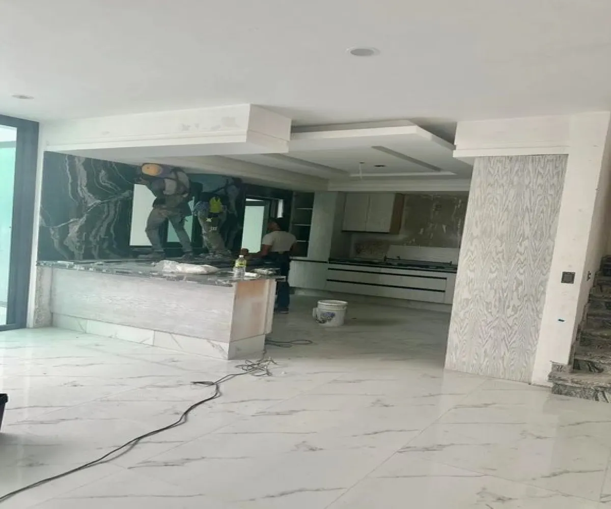 Casa En Venta,Zapopan,Avenida de la Mancha 293, Zapopan, Jalisco 45134, 4 Habitaciones,5 Baños,Avenida de la Mancha,2,pXLZXSE