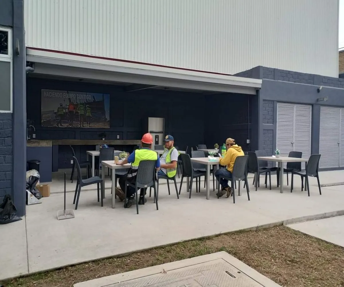 Industrial En Renta,Villas de la Alameda,Calle Alameda del Laurel 45675, Tlajomulco de Zúñiga, Jalisco 45679,4 Baños,Calle Alameda del Laurel,2,pdqm6dg