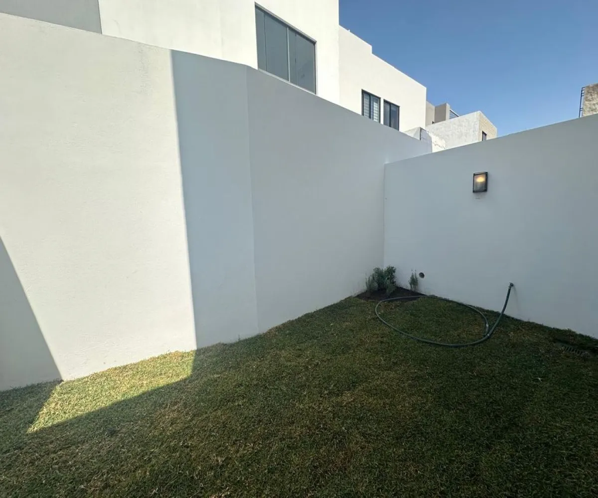 Casa En Venta,Avenida Adamar S/N, Tlajomulco de Zúñiga, Jalisco 45645, 4 Habitaciones,3 Baños,Avenida Adamar,2,pHBmqEc Casa En Venta,Avenida Adamar S/N, Tlajomulco de Zúñiga, Jalisco 45645, 4 Habitaciones,3 Baños,Avenida Adamar,2,pHBmqEc