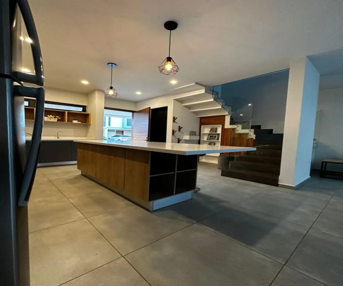 Casa En Venta,Santa Ana Tepetitlán,Prolongación Colón 155, San Pedro Tlaquepaque, Jalisco 45601, 3 Habitaciones,2 Baños,Prolongación Colón,1,pOKM5mX