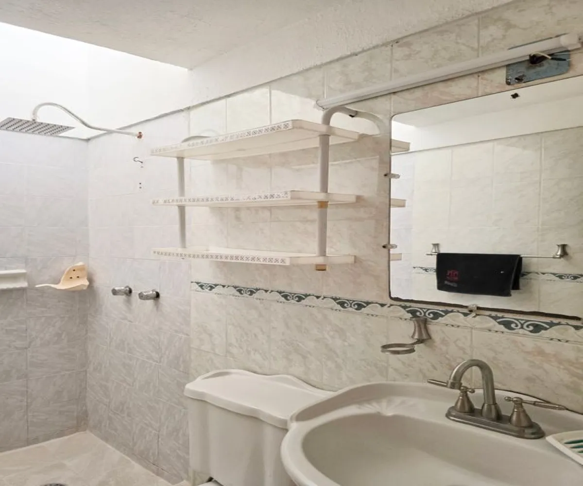 Casa En Venta,Conjunto San Gilberto,Mediero 516 15, Zapopan, Jalisco 45157, 3 Habitaciones,1 Baño,Mediero 516,2,p9APgYU Casa En Venta,Conjunto San Gilberto,Mediero 516 15, Zapopan, Jalisco 45157, 3 Habitaciones,1 Baño,Mediero 516,2,p9APgYU