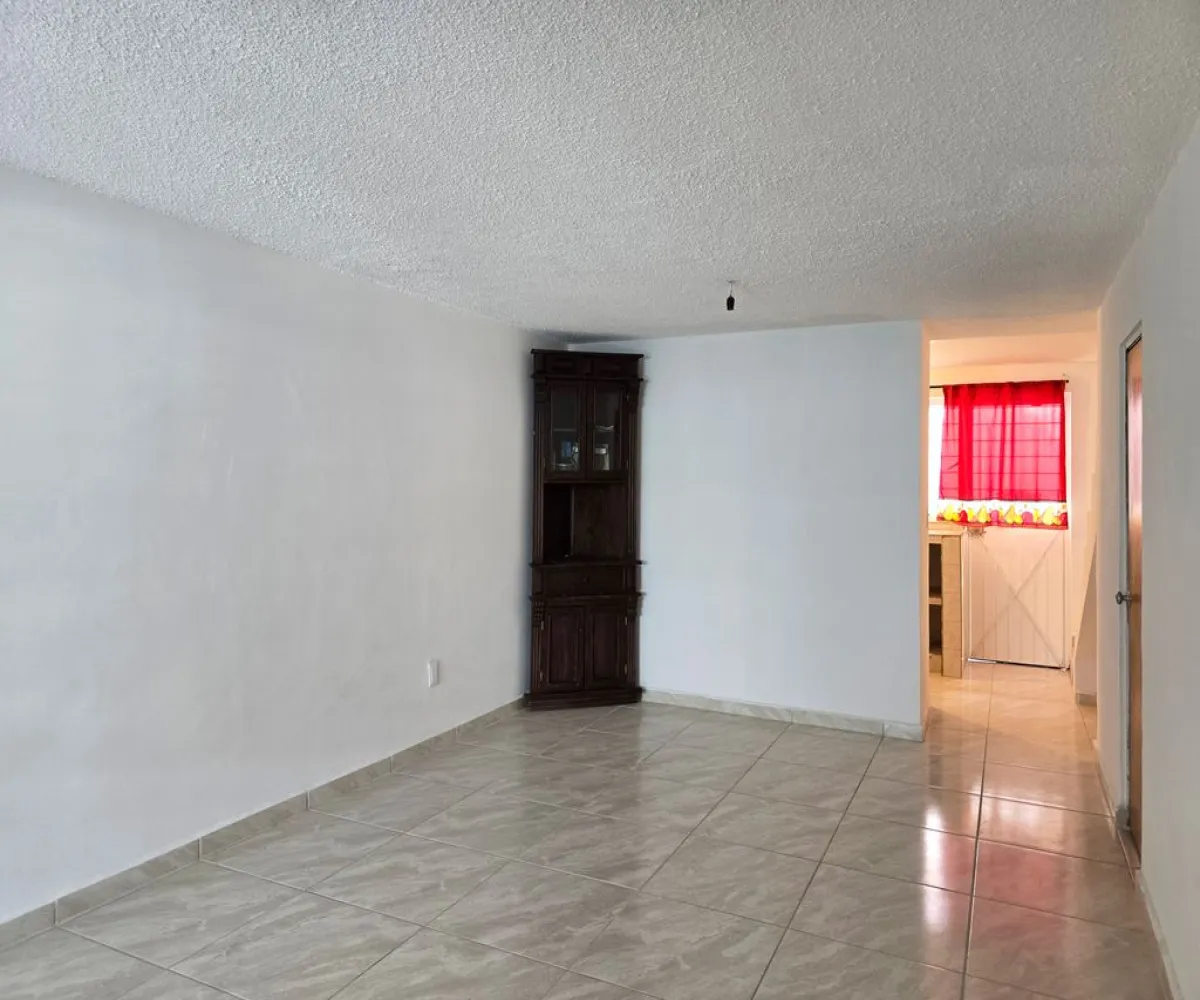 Casa En Venta,Conjunto San Gilberto,Mediero 516 15, Zapopan, Jalisco 45157, 3 Habitaciones,1 Baño,Mediero 516,2,p9APgYU Casa En Venta,Conjunto San Gilberto,Mediero 516 15, Zapopan, Jalisco 45157, 3 Habitaciones,1 Baño,Mediero 516,2,p9APgYU