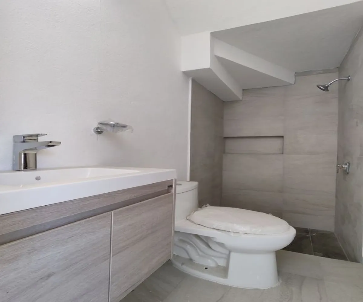 Casa En Venta,Tlaquepaque,Prolongación Manuel López Cotilla 1201 163, San Pedro Tlaquepaque, Jalisco 45610, 4 Habitaciones,3 Baños,Prolongación Manuel López Cotilla,3,pPFyUXv Casa En Venta,Tlaquepaque,Prolongación Manuel López Cotilla 1201 163, San Pedro Tlaquepaque, Jalisco 45610, 4 Habitaciones,3 Baños,Prolongación Manuel López Cotilla,3,pPFyUXv