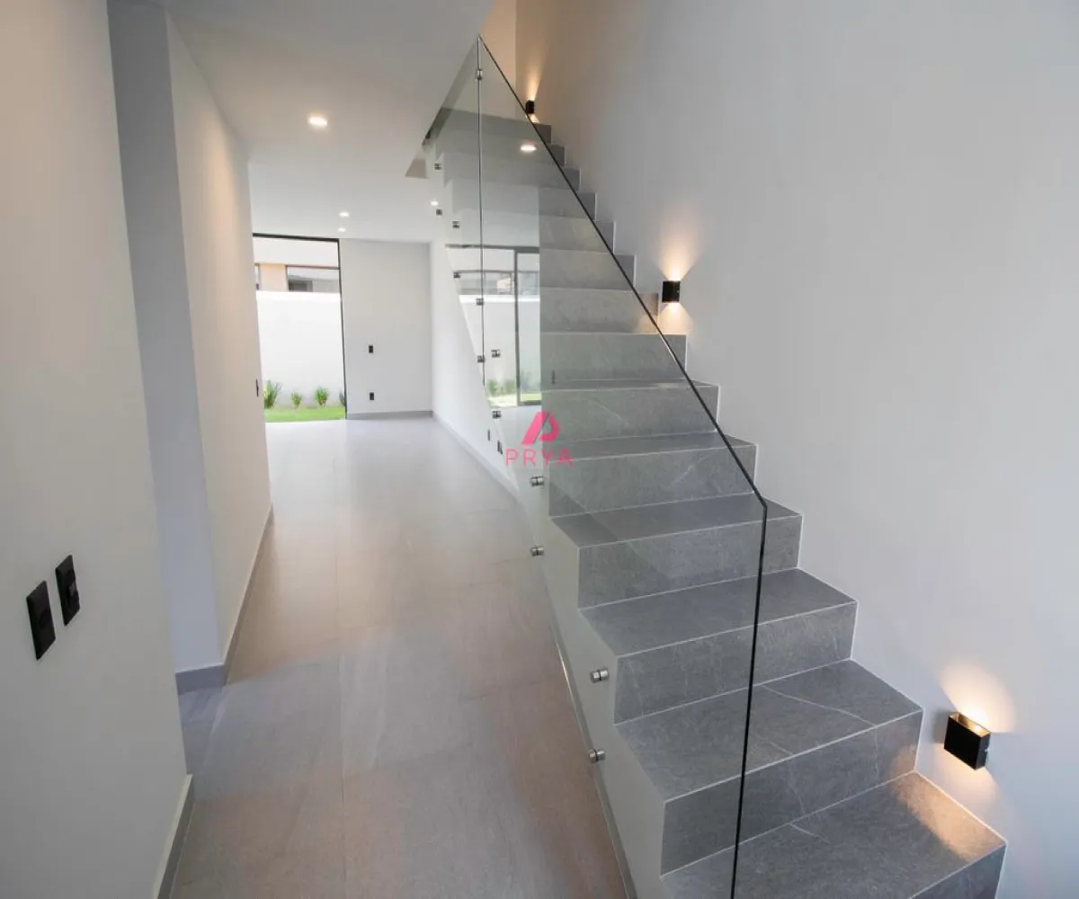 Casa En Venta,Parques Vallarta,Avenida Paseo del Norte 3322, Zapopan, Jalisco 45134, 3 Habitaciones,5 Baños,Avenida Paseo del Norte,2,pOBKVkx Casa En Venta,Parques Vallarta,Avenida Paseo del Norte 3322, Zapopan, Jalisco 45134, 3 Habitaciones,5 Baños,Avenida Paseo del Norte,2,pOBKVkx