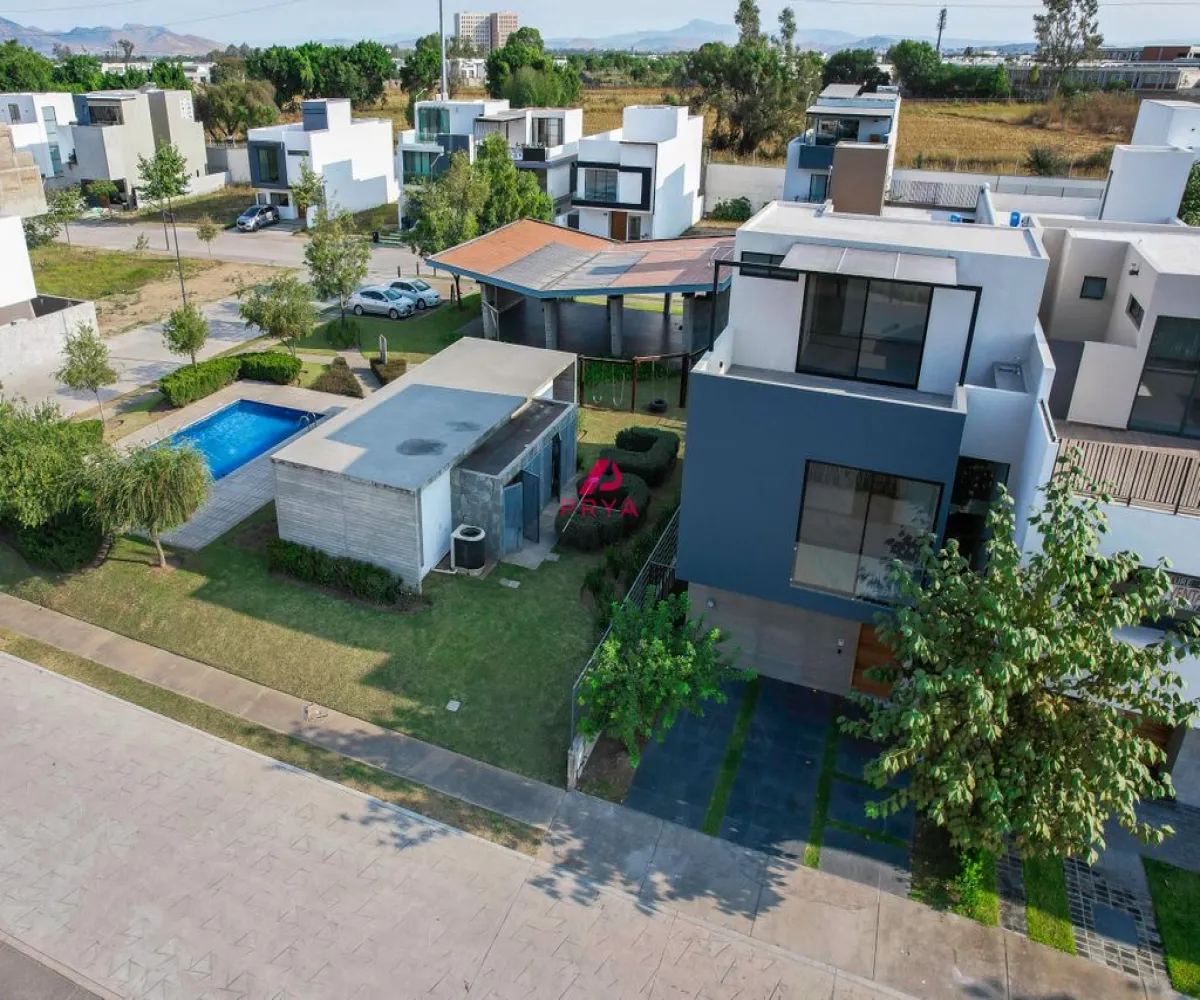 Casa En Venta,Parques Vallarta,Avenida Paseo del Norte 3322, Zapopan, Jalisco 45134, 3 Habitaciones,5 Baños,Avenida Paseo del Norte,2,pOBKVkx Casa En Venta,Parques Vallarta,Avenida Paseo del Norte 3322, Zapopan, Jalisco 45134, 3 Habitaciones,5 Baños,Avenida Paseo del Norte,2,pOBKVkx