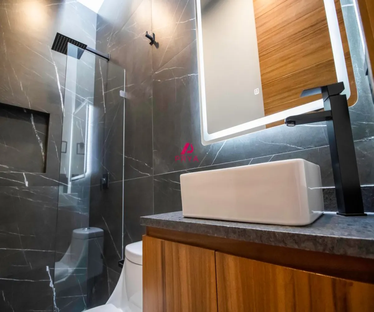 Casa En Venta,Parques Vallarta,Avenida Paseo del Norte 3322, Zapopan, Jalisco 45134, 3 Habitaciones,5 Baños,Avenida Paseo del Norte,2,pOBKVkx Casa En Venta,Parques Vallarta,Avenida Paseo del Norte 3322, Zapopan, Jalisco 45134, 3 Habitaciones,5 Baños,Avenida Paseo del Norte,2,pOBKVkx