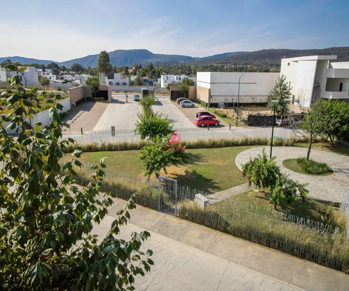 Casa En Venta,Parques Vallarta,Avenida Paseo del Norte 3322, Zapopan, Jalisco 45134, 3 Habitaciones,5 Baños,Avenida Paseo del Norte,2,pOBKVkx Casa En Venta,Parques Vallarta,Avenida Paseo del Norte 3322, Zapopan, Jalisco 45134, 3 Habitaciones,5 Baños,Avenida Paseo del Norte,2,pOBKVkx