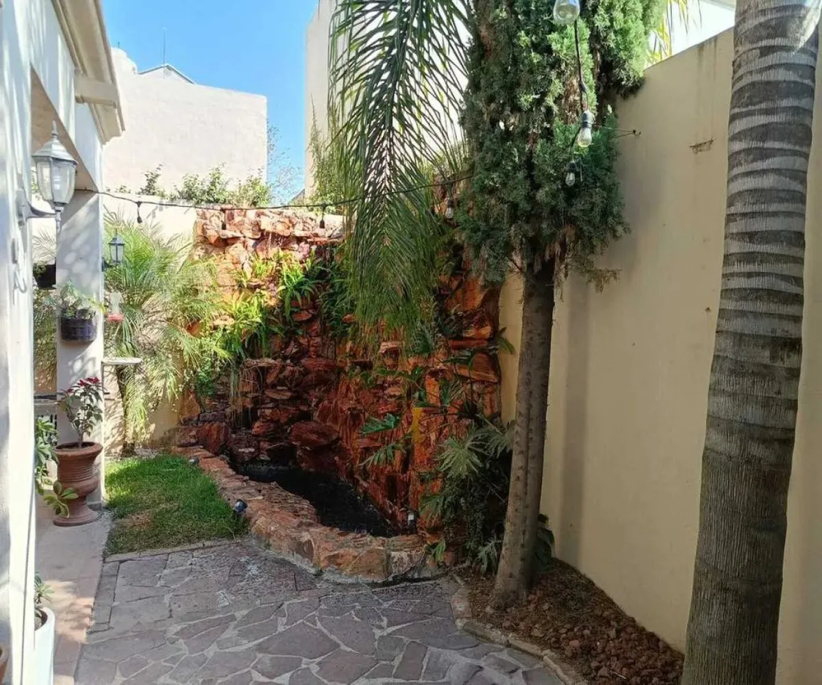 Casa En Venta,Villa California,Avenida Adolfo López Mateos Sur 1201, Tlajomulco de Zúñiga, Jalisco 45645, 3 Habitaciones,1 Baño,Avenida Adolfo López Mateos Sur,1,piPXQ6D Casa En Venta,Villa California,Avenida Adolfo López Mateos Sur 1201, Tlajomulco de Zúñiga, Jalisco 45645, 3 Habitaciones,1 Baño,Avenida Adolfo López Mateos Sur,1,piPXQ6D