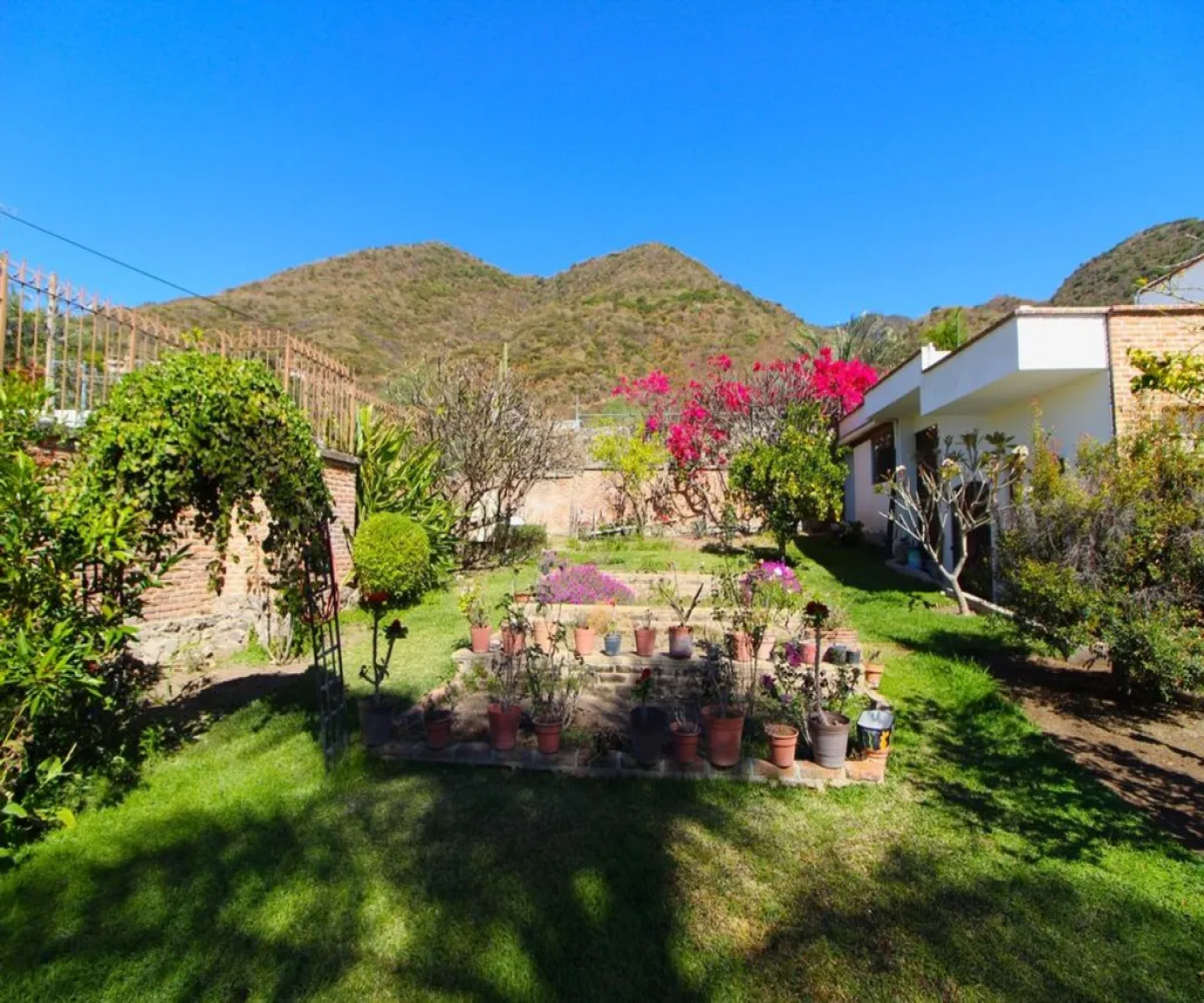 Casa En Venta,Ajijic,Río Lerma 14, Chapala, Jalisco 45920, 5 Habitaciones,6 Baños,Río Lerma,2,pw7Z6C5 Casa En Venta,Ajijic,Río Lerma 14, Chapala, Jalisco 45920, 5 Habitaciones,6 Baños,Río Lerma,2,pw7Z6C5