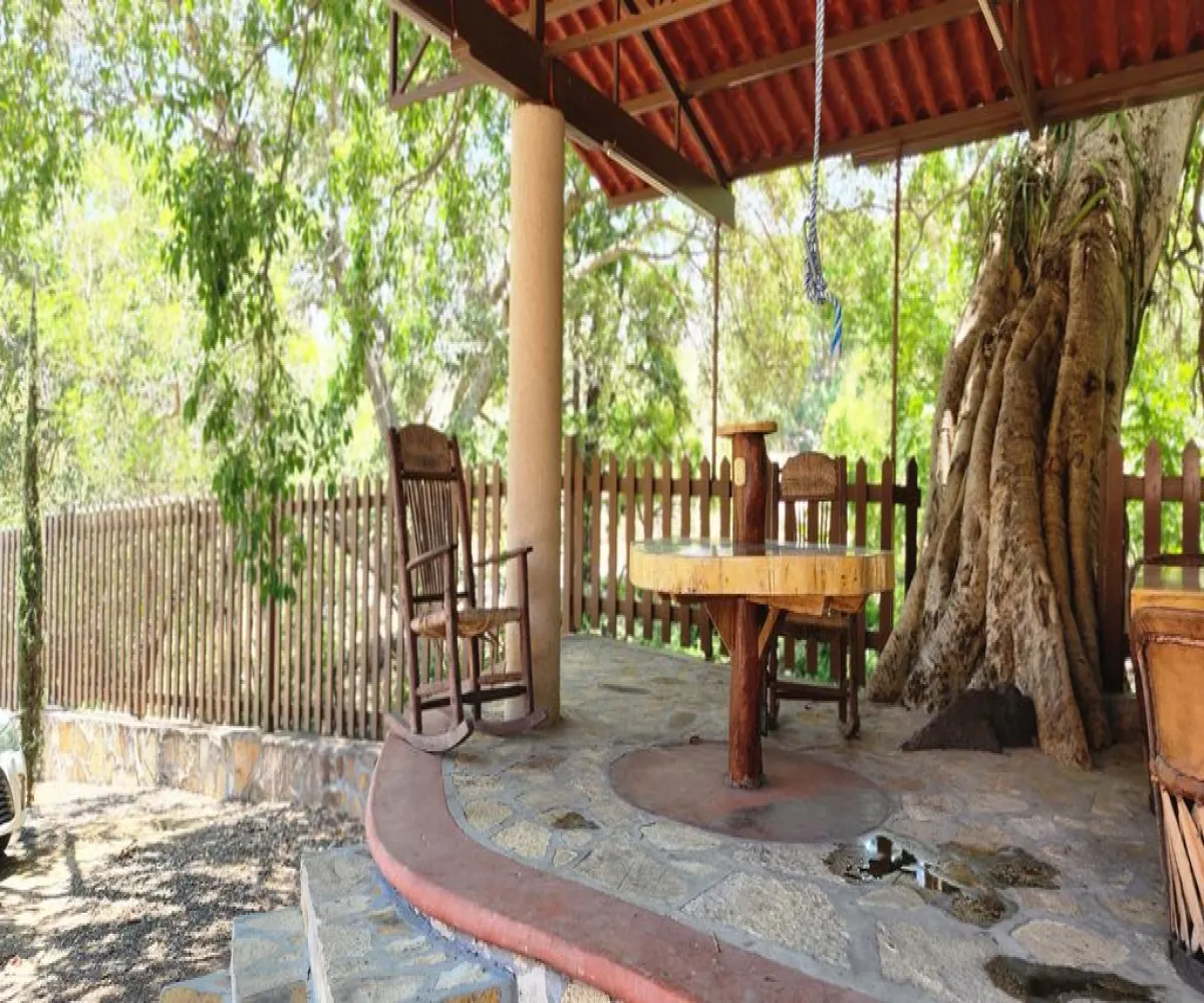 Casa En Venta,Ahuacapan,Privada 100, Autlán de Navarro, Jalisco 48920, 5 Habitaciones,5 Baños,Privada,2,pC9Jaan