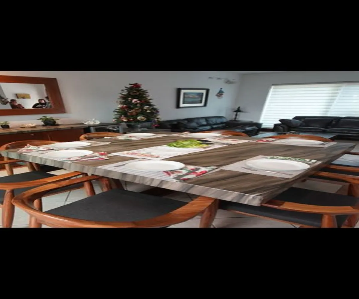 Casa En Venta,Jardín Real,jardin de los reyes 820 70, Zapopan, Jalisco 45136, 3 Habitaciones,4 Baños,jardin de los reyes,1,pSD8637