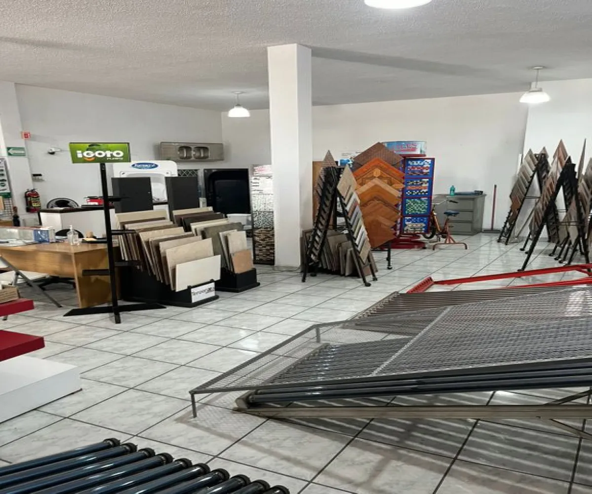 Edificio En Venta,Arcos Vallarta,Avenida Circunvalación Agustín Yáñez 2572, Guadalajara, Jalisco 44130,1 Baño,Avenida Circunvalación Agustín Yáñez,1,pdH7Kij