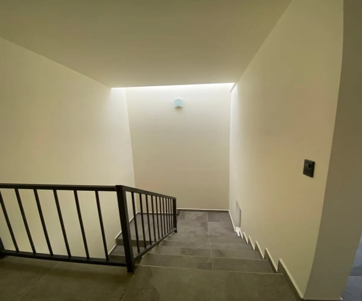 Casa En Venta,Miravalle,Avenida Fray Angelico 4469, Guadalajara, Jalisco 44990, 2 Habitaciones,1 Baño,Avenida Fray Angelico,1,pFqKnUs