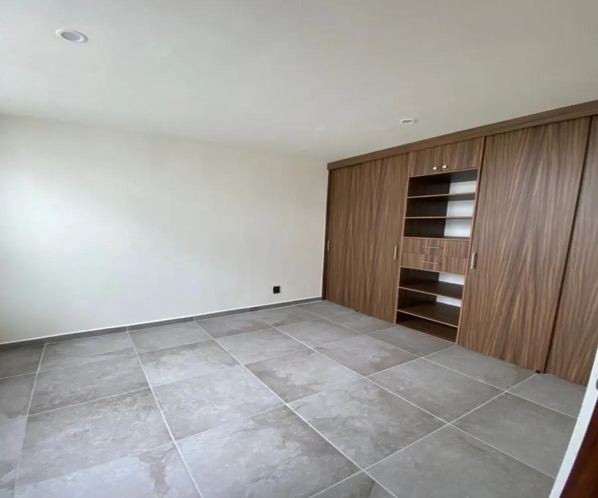 Casa En Venta,Miravalle,Avenida Fray Angelico 4469, Guadalajara, Jalisco 44990, 2 Habitaciones,1 Baño,Avenida Fray Angelico,1,pFqKnUs