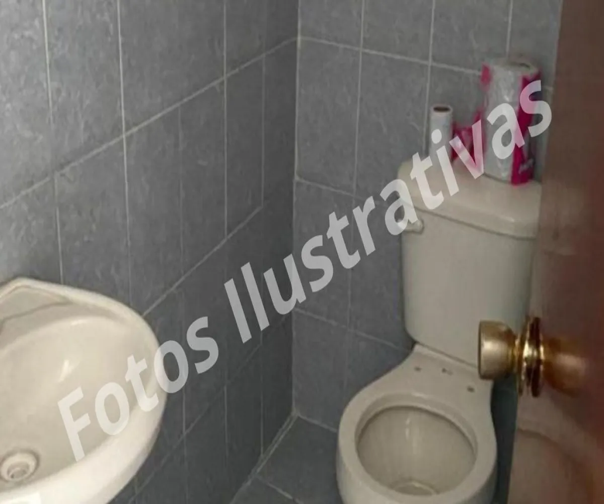 Local En Venta,Villaseñor,Calle Andrés Terán S/N, Guadalajara, Jalisco 44600,1 Baño,Calle Andrés Terán,2,pBII9hR