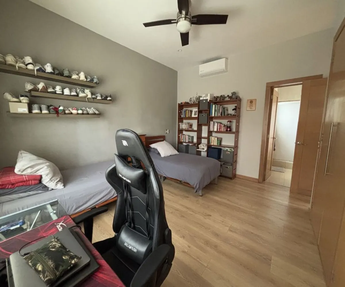 Casa En Venta,Jardín Real,Jardín de las Flores 216, Zapopan, Jalisco 45136, 3 Habitaciones,3 Baños,Jardín de las Flores,1,pXiOyKT